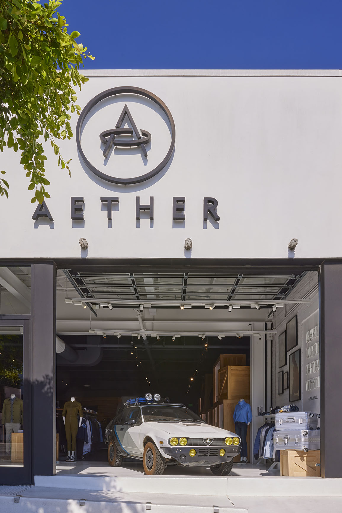 assembledge, aether, aether apparel, retail design, store design, los angeles architecture, commercial architecture, retail architecture